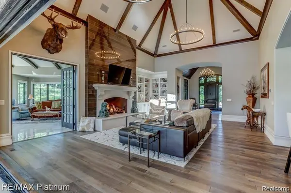 1286 Gray Fox Court, Howell, MI 48843