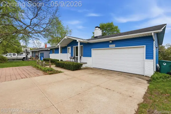 10469 Cooley Lake RD, Commercechartertownship_oakland, MI 48382