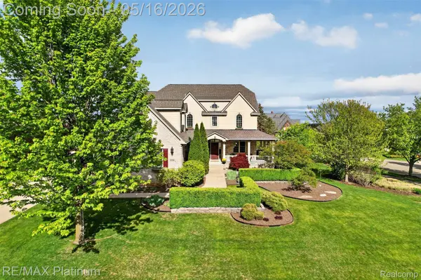 10709 Stoney Point DR, Green Oak Township, MI 48178