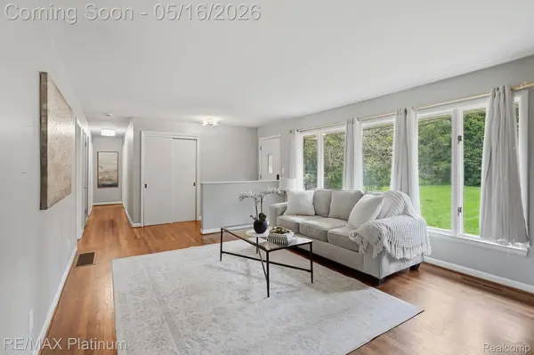 1546 S Milford RD, Milford Charter Township, MI 48381