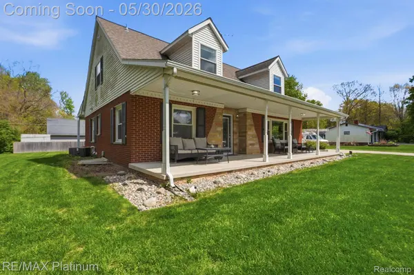 11025 Hamburg RD, Hamburg Township, MI 48189