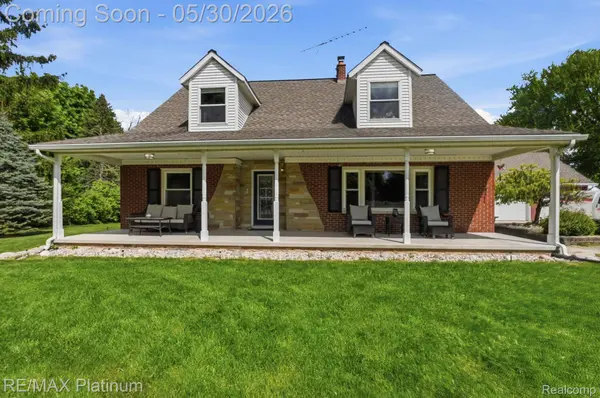 11025 Hamburg RD, Hamburg Township, MI 48189