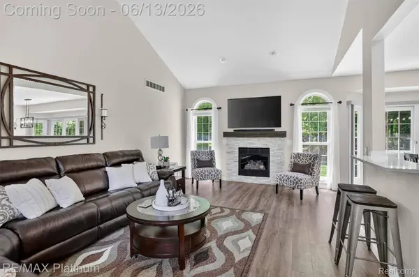 5060 Yax Pointe DR, Marion Township, MI 48843