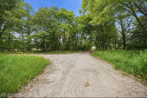0 Henry ST, Howell, MI 48843