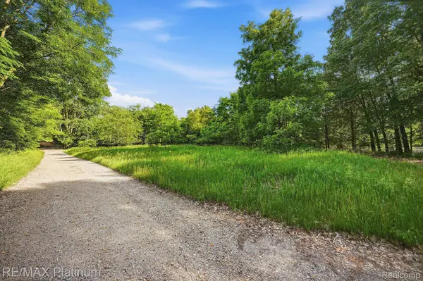 0 Henry ST, Howell, MI 48843