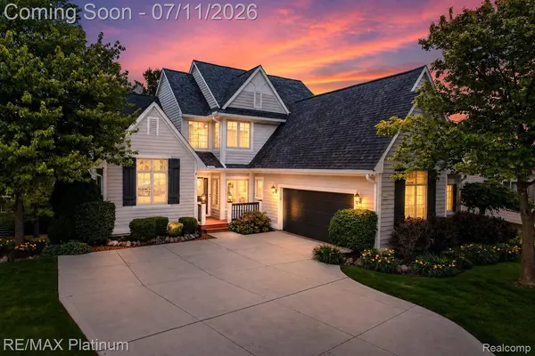 4455 Villa France DR, Genoa Township, MI 48116