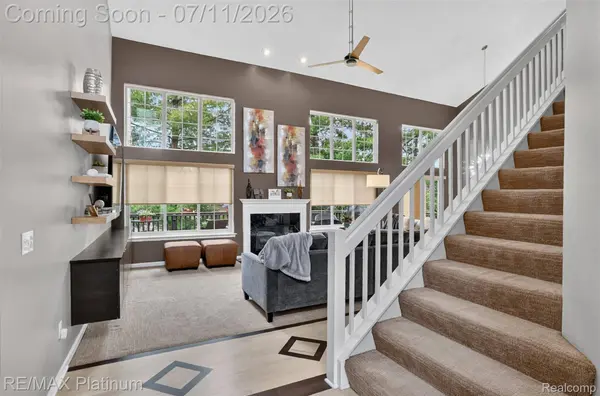 4455 Villa France DR, Genoa Township, MI 48116