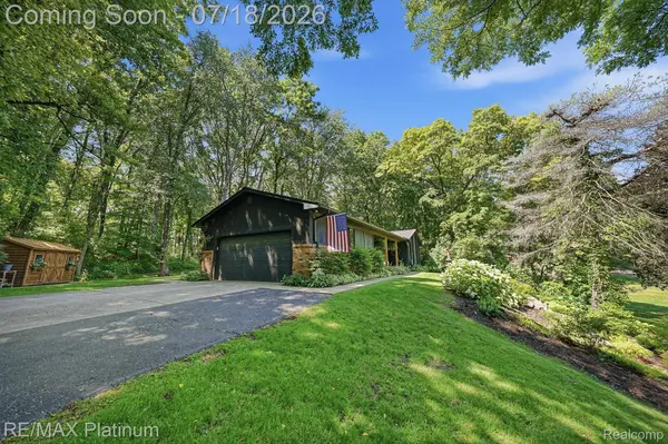 1245 Tracilee DR, Marion Township, MI 48843