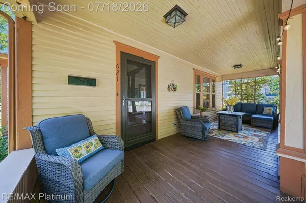 621 N Court ST, Howell, MI 48843