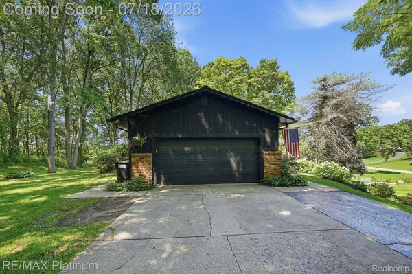 1245 Tracilee DR, Marion Township, MI 48843