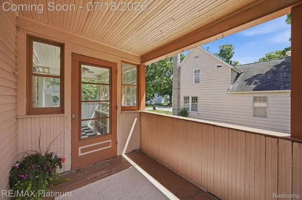 621 N Court ST, Howell, MI 48843