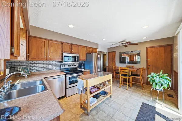 127 S East ST, Fowlerville Village, MI 48836