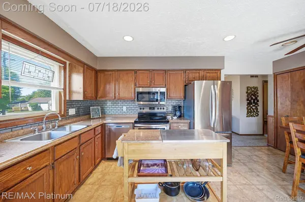 127 S East ST, Fowlerville Village, MI 48836