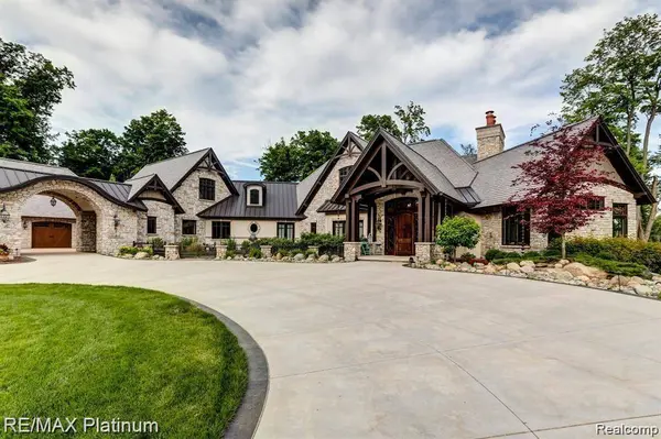 1286 Gray Fox CT, Marion Township, MI 48843