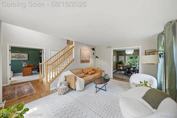 336 Natanna DR, Genoa Township, MI 48843