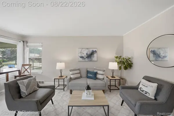 24371 Currier ST, Dearborn Heights, MI 48125