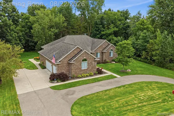 100 Fordney PL, Howell Township, MI 48855