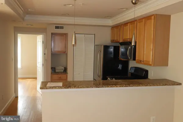 712 MARIETTA PL NW #104, Washington, DC 20011