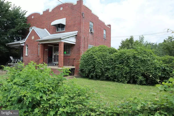 4942 BLAINE ST NE, Washington, DC 20019