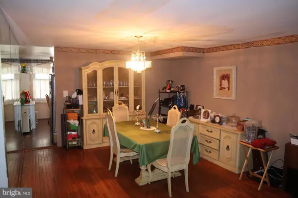 721 BONINI RD SE, Washington, DC 20032