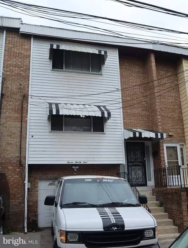 721 BONINI RD SE, Washington, DC 20032