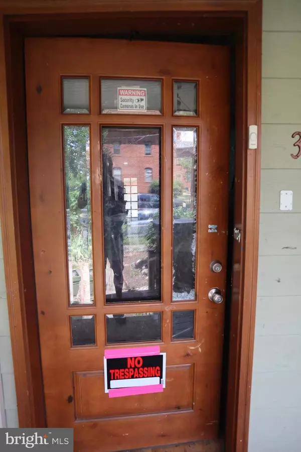 3209 E ST SE, Washington, DC 20019