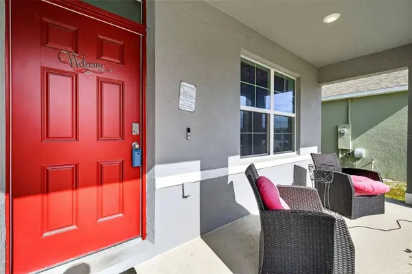 11338 AMBER RIDGE DR, Zellwood, FL 32798