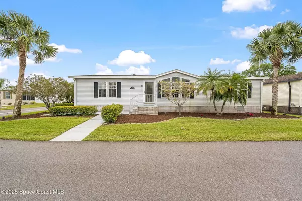 102 Scenic DR, Cocoa, FL 32926