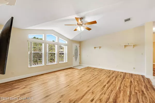 102 Scenic DR, Cocoa, FL 32926