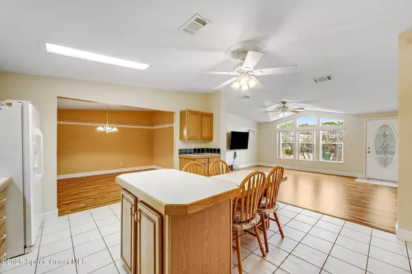 102 Scenic DR, Cocoa, FL 32926