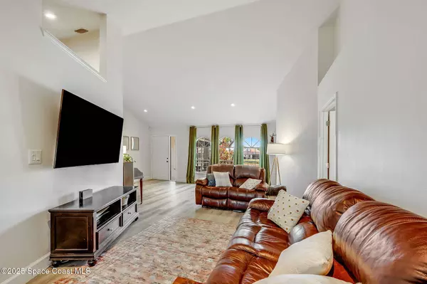 1909 Crane Creek BLVD, Melbourne, FL 32940