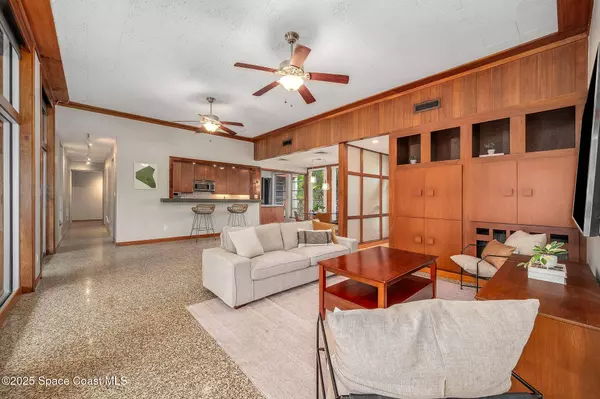 2318 Country Club RD, Melbourne, FL 32901