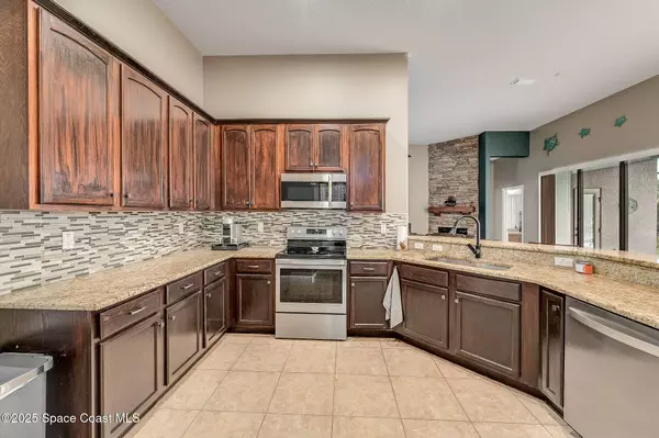 4725 Papaya ST, Cocoa, FL 32926