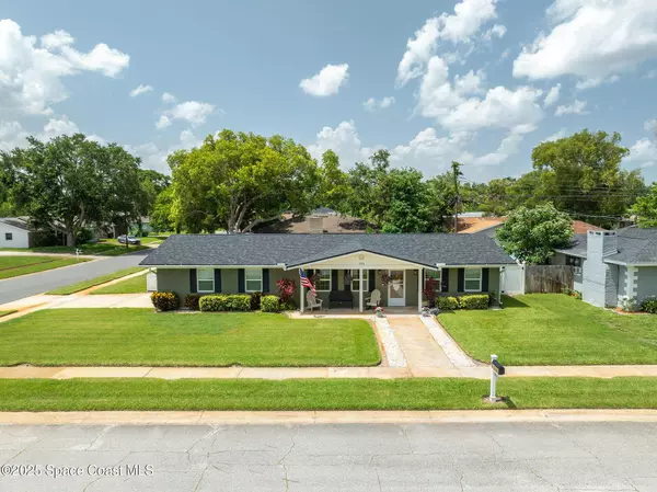 1716 S Eden CIR, Titusville, FL 32796