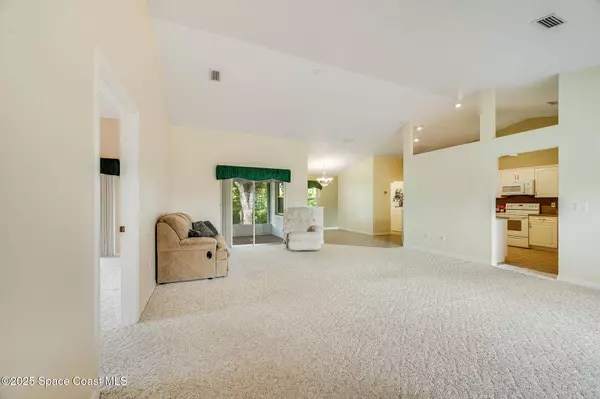 3990 Tangle DR, Titusville, FL 32796