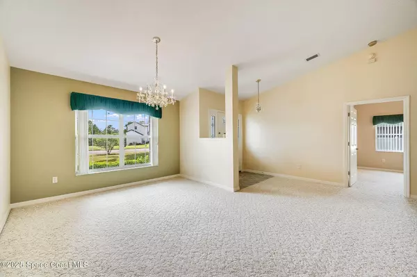 3990 Tangle DR, Titusville, FL 32796