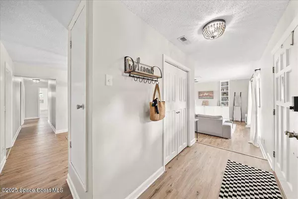 1726 Fairway LN, Rockledge, FL 32955