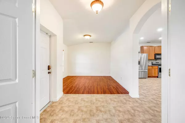 283 Reading AVE, Titusville, FL 32796