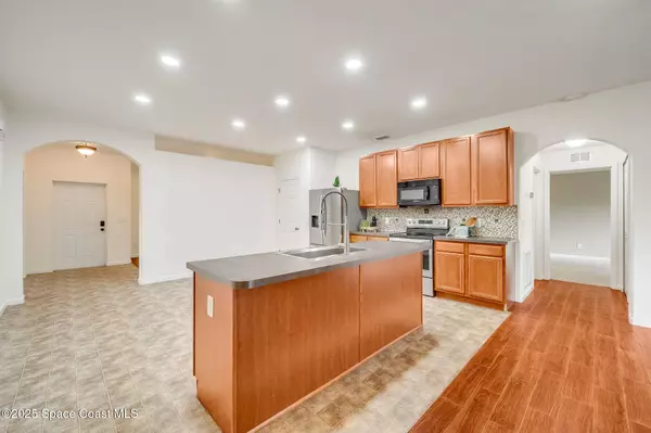 283 Reading AVE, Titusville, FL 32796