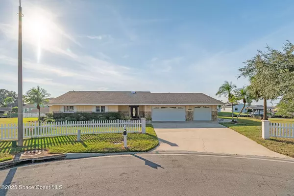 1480 W Riviera DR, Merritt Island, FL 32952