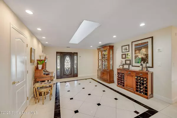 1480 W Riviera DR, Merritt Island, FL 32952