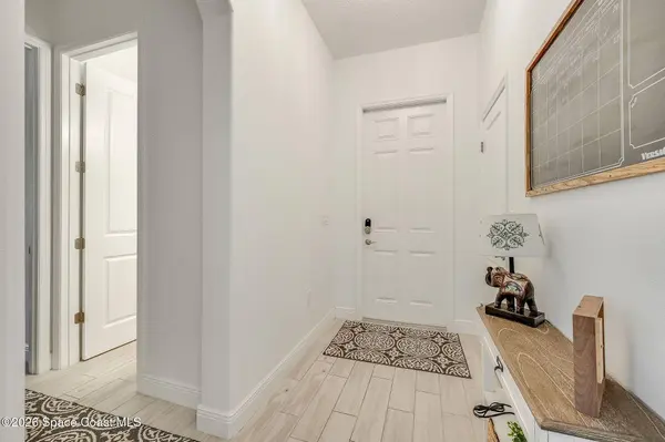 8048 Gullen DR, Melbourne, FL 32940
