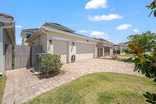 8048 Gullen DR, Melbourne, FL 32940