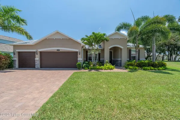 2003 Killian DR NE, Palm Bay, FL 32905
