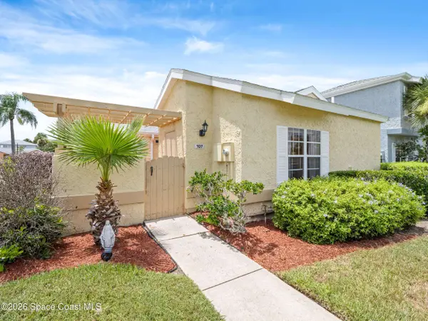 1445 Malibu CIR NE #107, Palm Bay, FL 32905