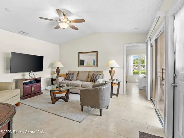 1445 Malibu CIR NE #107, Palm Bay, FL 32905