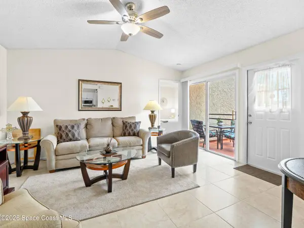 1445 Malibu CIR NE #107, Palm Bay, FL 32905