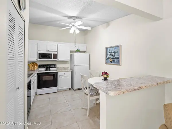 1445 Malibu CIR NE #107, Palm Bay, FL 32905