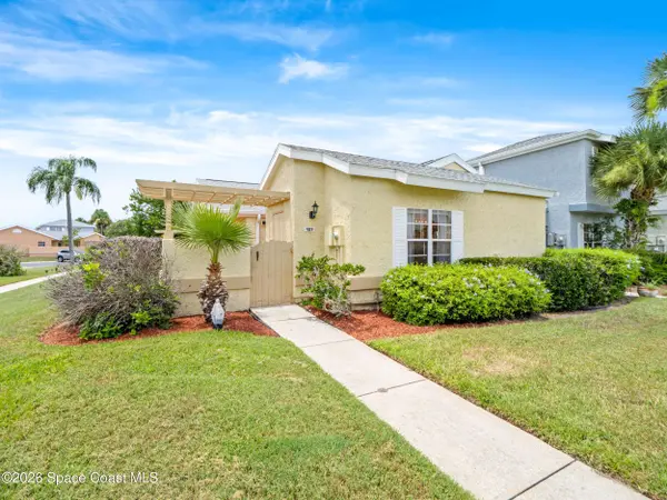 1445 Malibu CIR NE #107