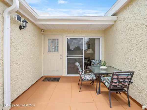 1445 Malibu CIR NE #107, Palm Bay, FL 32905